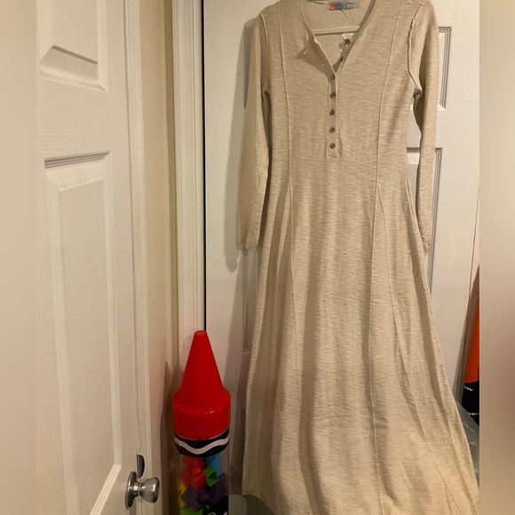 🆕FREE PEOPLE BEACH XS CREAM MILES OF HENLEY MAXI DRESS NATURAL EL TOPO SWEATER - Picture 15 of 15